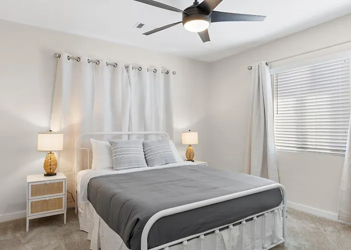Old Town Oasis - 3br With Fire Pit * Scottsdale