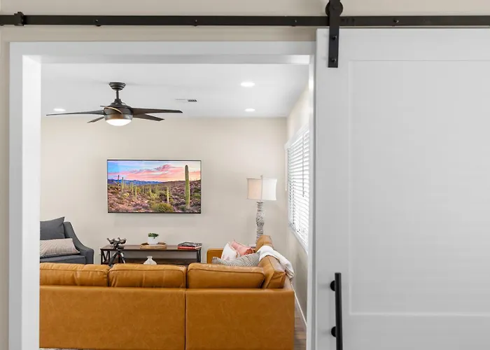 Old Town Oasis - 3br With Fire Pit